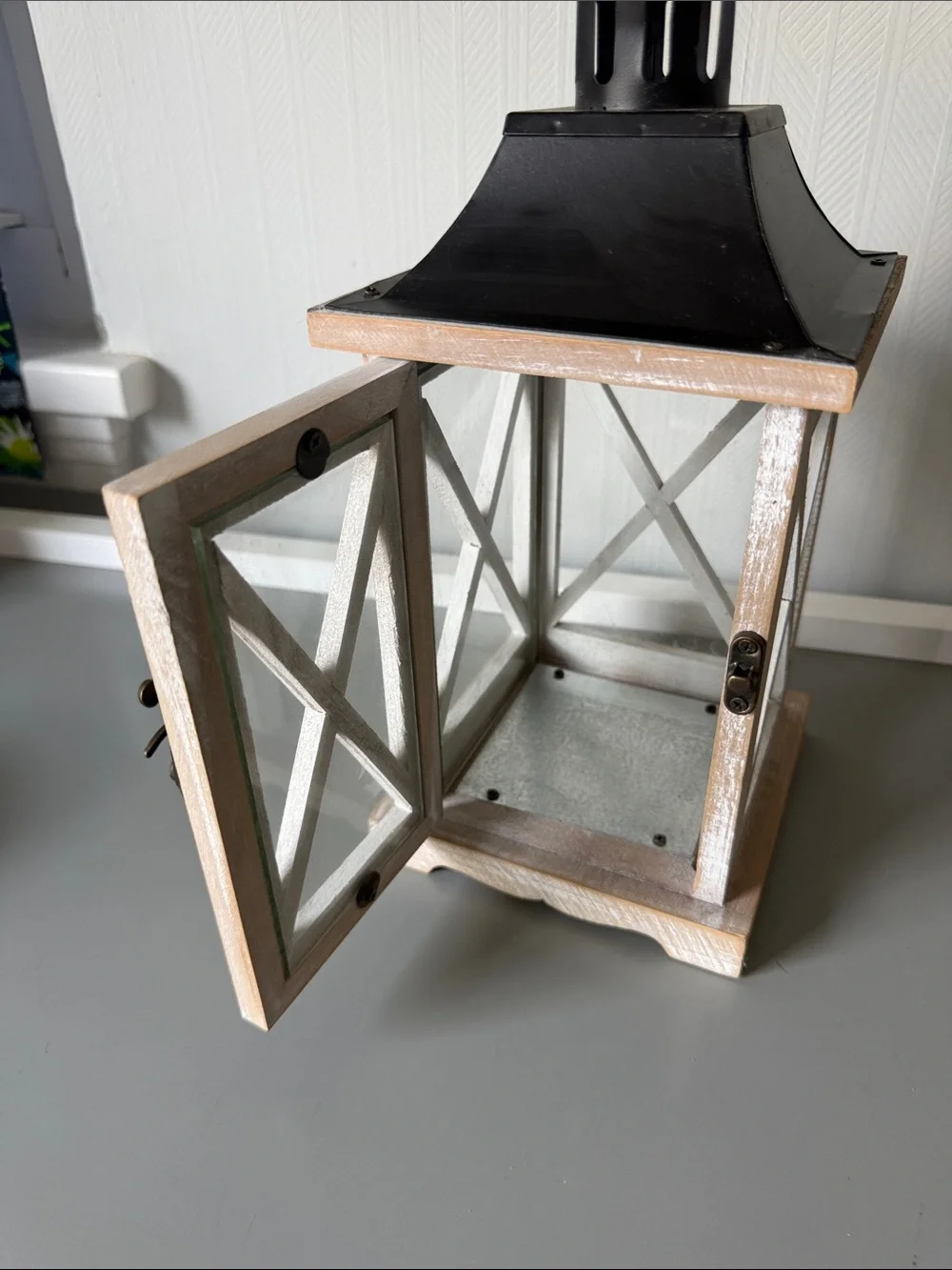 N/A distressed wood
